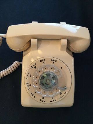 Vintage Beige / Cream Itt Rotary Dial Desktop Phone With Cord