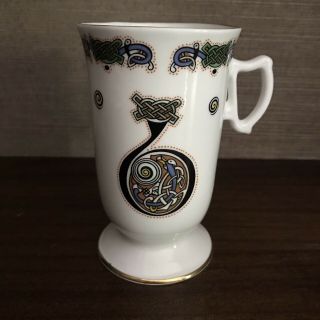Vintage Royal Tara Mug Celtic Book Of Kells “b” Irish Bone China Ireland