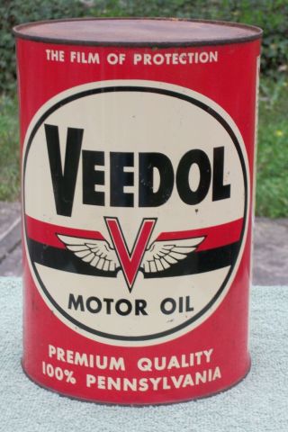Veedol 5 Quart Motor Oil Can With Top & Bottom Still On / Very