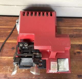 Cole Automatic key cutting machine 4KCC Manuals Instructional Video Duplicating 3