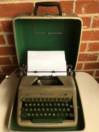 Vintage Royal Quiet Deluxe Portable Typewriter With Carry Case