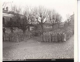 Wwii Signal Corps Photo German Pow Prisoners Segregated 1944 Epinal 36