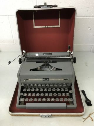 Vintage 1950s Blue Royal Quiet Deluxe Typewriter With Case
