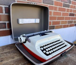 Vintage Mid Century Modern Sears Constellation Ii Portable Typewriter