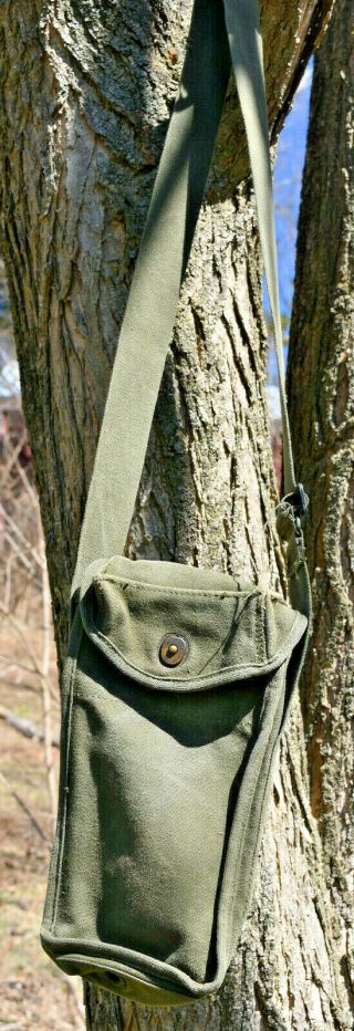 Ww2 Us Army Combat Utility Bag With Shoulder Strap And Belt Loop