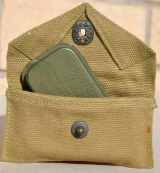 1942 Us Army Medic Belt Pouch With Contents U.  S.  Military Meds Medical First Aid