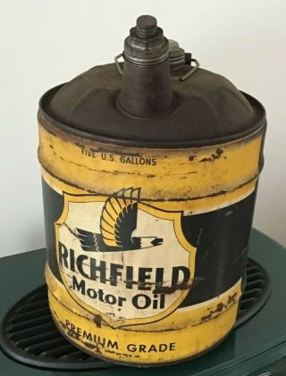 Richfield Motor Oil Can 5 Gallons Early Man Cave Garage Item