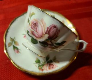 Vintage Royal Albert England ♡♡ Pink Roses Bone China Tea Cup And Saucer