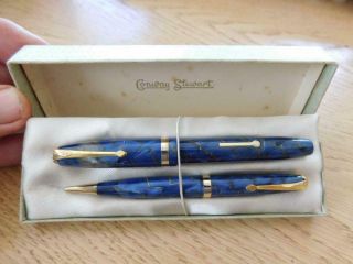 F120 Boxed Conway Stewart Fountain Pen 84 & Mechanical Pencil 26 Gold Vein Blue