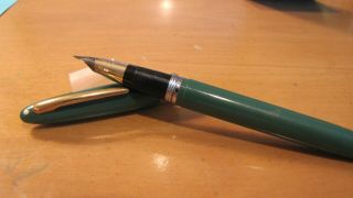 Vintage Sheaffer White Dot Lifetime Fountain Pen - Green