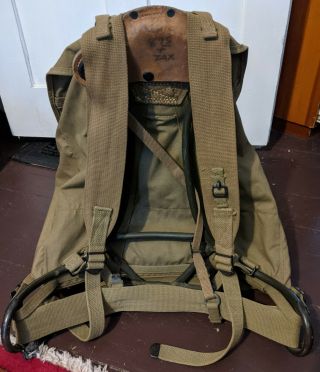 WW2 US MOUNTAIN TROOPS BACKPACK / RUCKSACK 1942 DATED with METAL FRAME 3