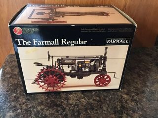 Ertl 1/16 Farmall Regular Precision Series 1