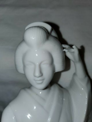 Japanese White Geisha Girl Porcelain Figurine 10 