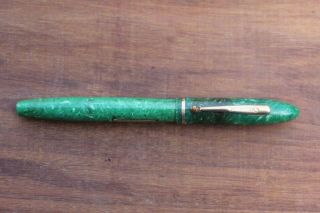 Vintage Sheaffer Balance Green Jade Fountain Pen 2