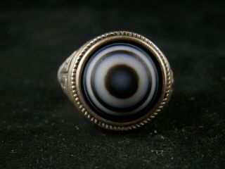 Wonderful Tibetan Silver Inlay Agate Dzi Holy Eyed Bead Ring O126