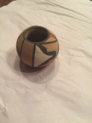 Native American Clay Pot Handmade Pueblo Pottery Signed Chinana Jemez 1.  5” Tall