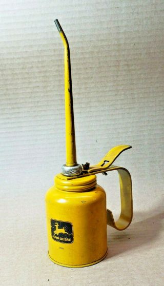 Outstanding Oem John Deere Jd92 Yellow Trigger Pump Oil Can Usa Gas Oil Tin