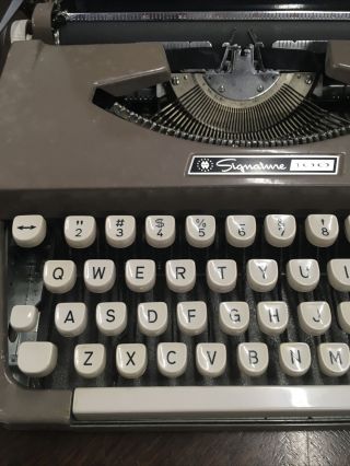 Vintage Montgomery Ward Signature 100 Typewriter with Case Brown EBK 8009A 2
