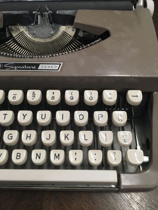 Vintage Montgomery Ward Signature 100 Typewriter with Case Brown EBK 8009A 3