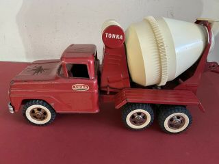 Vintage Large 1960’s Tonka 620 Red Cement Mixer Truck Pressed Steel Mound Minn.