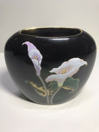 Small Yamaji Japanese Black Vase With Gold Rim - Calla Lily Flower