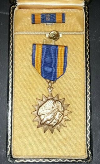 Military World War 2 Metal Bar And Pin Awarded
