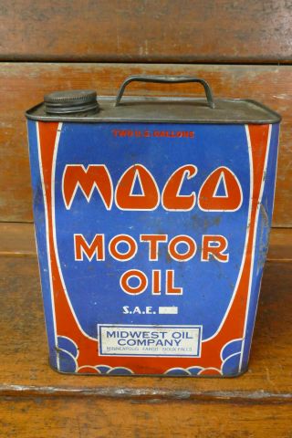 Vintage Moco Motor Oil 2 Two Gallon Metal Has Oil Can Midwest Oil Company Empty