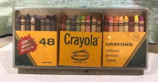 Vintage Binney & Smith 48 Crayola Crayons With Plastic Case Container Tubi