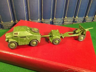 Dinky Toys Field Gun Set.  No.  697