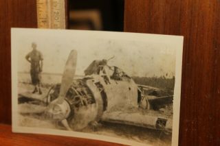 Orig.  Wwii Photo Capt Paul L.  Bowsher 1943 Munda Airfield Japanese Zero Crashed