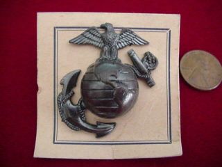 Wwii Usmc Ega Hat Badge - Marine Corps,  Screwback Uniform Insignia
