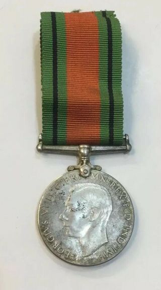 100 Authentic Ww2 British/ Canadian Defence Medal,  Silver,  Complete With Ribbon