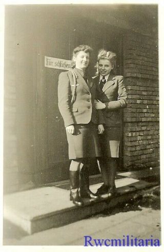 RARE Pair Female Luftwaffe Blitzmädel Helferin Girls by Sign on Building 2