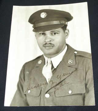 Signed Ww2 Photo: African American Military Police G.  I.