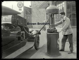 1920s NYC Early Texaco Gas Station Dapper Attendant Glass Photo Camera Negative 2