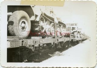 Wwii Photo - 30th Infantry Division - Captured German Carts W/ Trucks & Tank