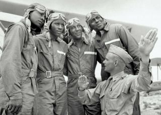 Tuskegee Airmen Cadets Training U.  S Army Air - 99th Pursuit Squad - 1942 - 5x7 Photo