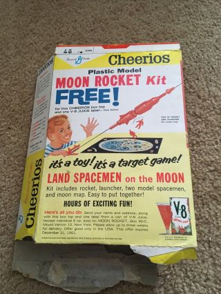 Vintage 1960 Cheerios Cereal Box V - 8 Juice Moon Rocket Kit Toy/game