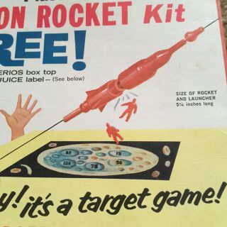 Vintage 1960 Cheerios Cereal Box V - 8 Juice Moon Rocket Kit Toy/Game 3