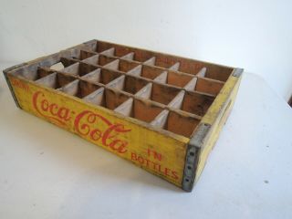 Vintage Charleston SC Yellow Coke Coca Cola Wood Soda Crate 24 Dividers 1967 2