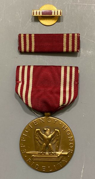 Ww2 Us Army Good Conduct Medal W/ Ribbon Bar And Lapel Button