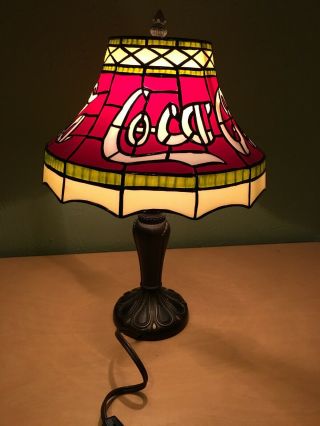 Vintage " Stained Glass " Tiffany Style Plastic Coca Cola Table Desk Lamp