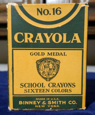 Vintage Crayola No.  16 Gold Medal School Crayons Binney Smith