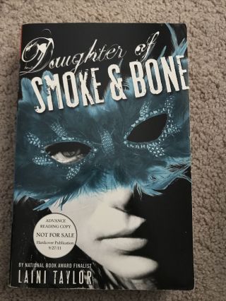 Daughter Of Smoke And Bone By Laini Taylor Arc