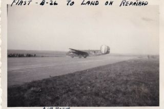 Wwii Snapshot Photo 1st Aaf B - 24 Liberator Bomber To Land In Belgium 71