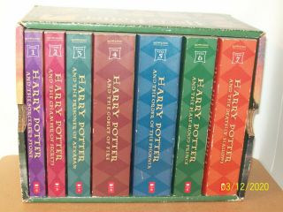 Harry Potter The Complete Series 1 - 7 Paperback Box Set J.  K.  Rowling