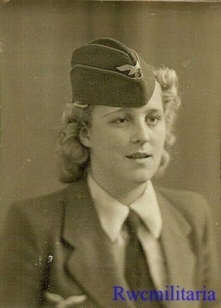 Rare Studio Close Up Pic Female Luftwaffe Helferin Blitzmädel Girl Posed