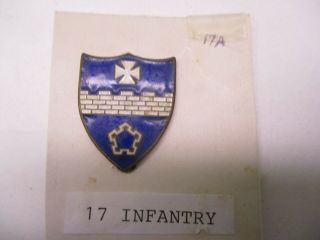 Us Army 17th Infantry Regiment Distinctive Unit Insignia (dui) Pin Back