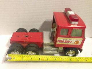 Vintage Nylint Metal Fire Department Aerial Ladder Fire Truck Squad No.  5 Cab O