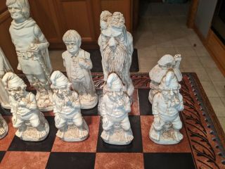 Vintage 1988 LORD OF THE RINGS CHESS SET BY TOLKIEN - LOTR The Hobbit 2